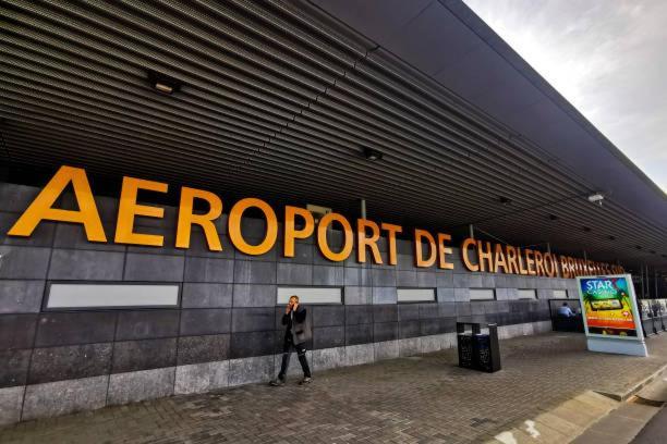 Station 64 A3 Bruxelles-Charleroi-Airport Apartment Ngoại thất bức ảnh